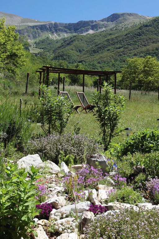 B&B Cascina Dell'Orso Castelsantangelo sul Nera Zewnętrze zdjęcie